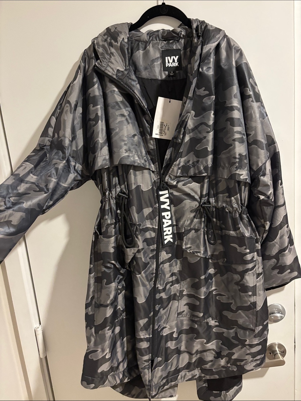 IVY PARK Black and Gray Camo Hooded Parka